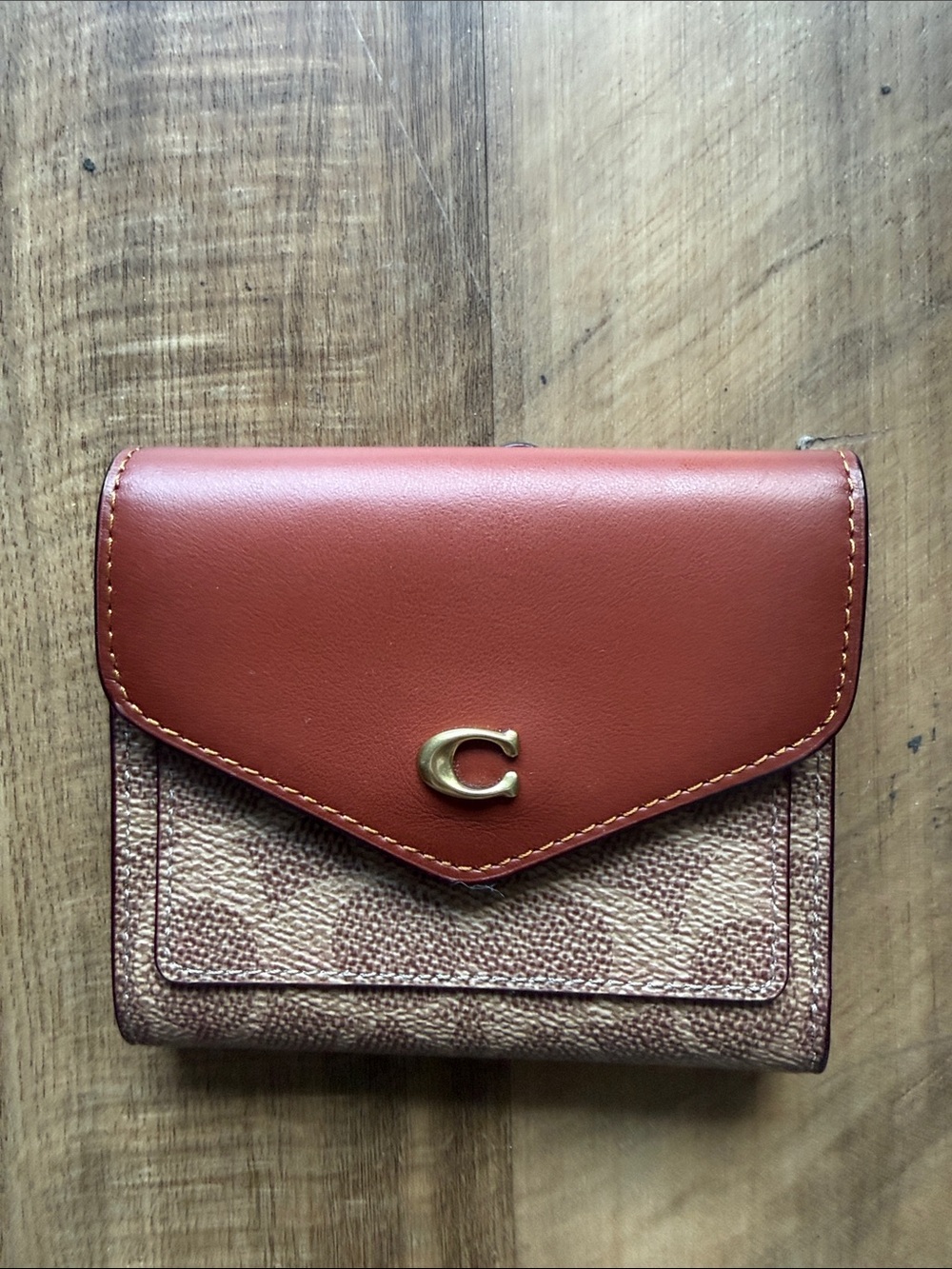 Coach Wyn Small Wallet in Colorblock Signature Canvas - Picture 12 of 12